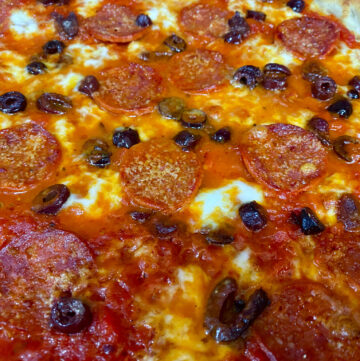 Chris Bianco's Sonny Boy Pizza Close-Up